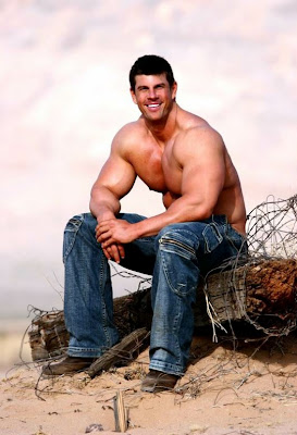 FITNESS & BEAUTY: Zeb Atlas
